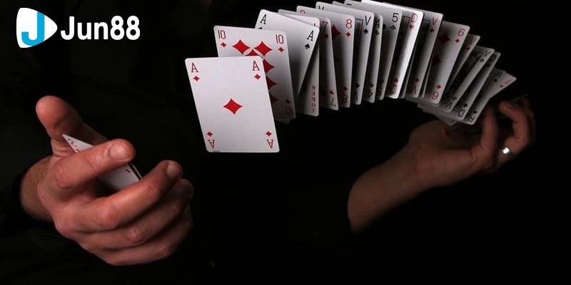 đánh bài phỏm bịp